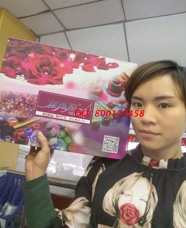 云南昭通超市王女士業(yè)余時(shí)間做手工活珠繡加工掙錢 云南昭通超市王女士業(yè)余時(shí)間做手工活珠繡加工掙錢(圖1)