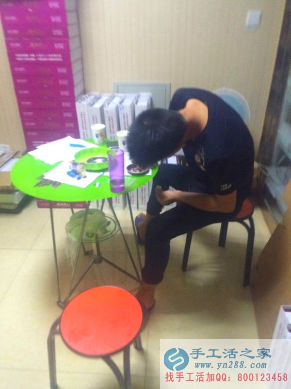 大家有沒有覺得認真做串珠的人最帥！