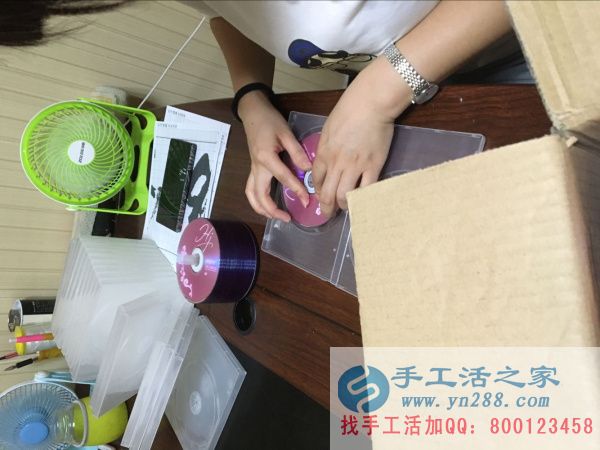 串珠繡受大眾追捧，賺錢的手工活