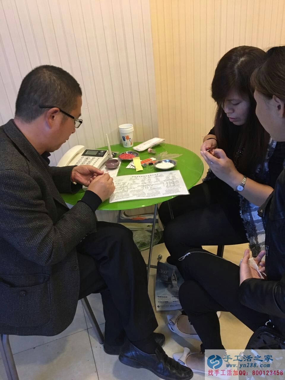 江蘇阜寧縣崔先生夫婦來手工活之家考察成功加入村代理！