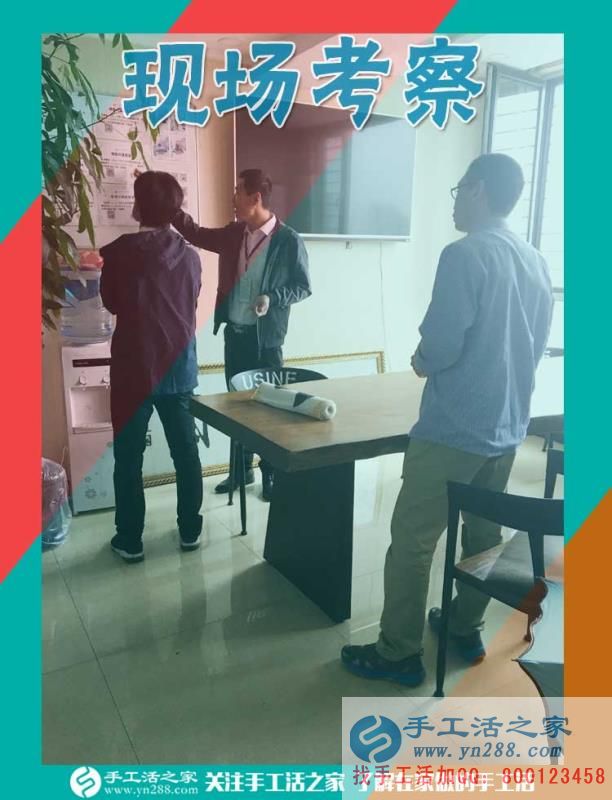 為了肩上沉甸甸的母愛，江蘇徐州年輕母親陳女士堅(jiān)持在家里做手工活賺錢補(bǔ)貼家用(圖2)