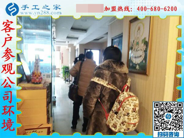 都是自己嚇自己，浙江溫州陳女士成功交付這個(gè)免押金手工活的成品后說(shuō)