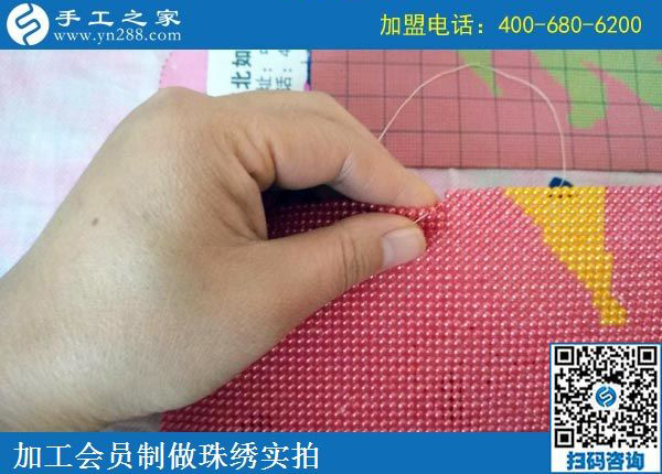 這是個(gè)好的創(chuàng)業(yè)小項(xiàng)目！廣東深圳黃女士在家做手工加工掙錢(qián)好選擇