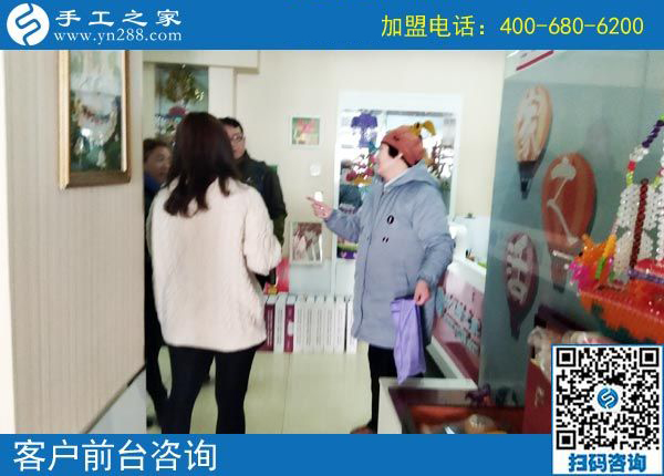 上什么班也不耽誤，隨時(shí)都能掙錢，這樣可以寄到家做的手工活在哪里？浙江紹興錢女士告訴大家