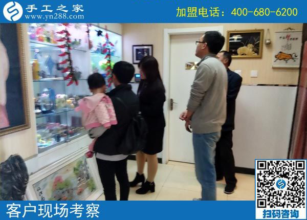 3月18日，她們?nèi)绾瓮ㄟ^這個可以寄到家做的手工活實現(xiàn)了個人的逆襲？手工之家接待考察加工客戶剪影