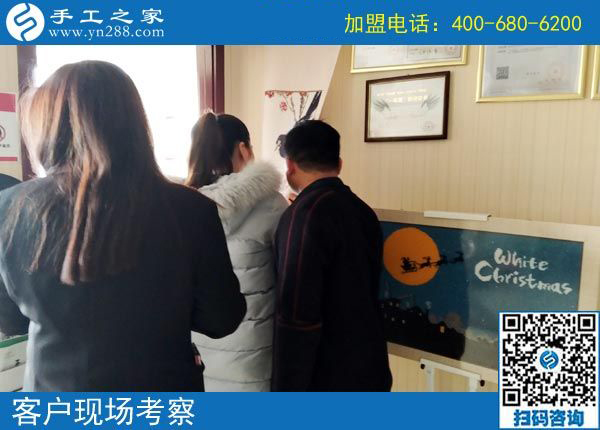 3月18日，她們?nèi)绾瓮ㄟ^這個可以寄到家做的手工活實現(xiàn)了個人的逆襲？手工之家接待考察加工客戶剪影