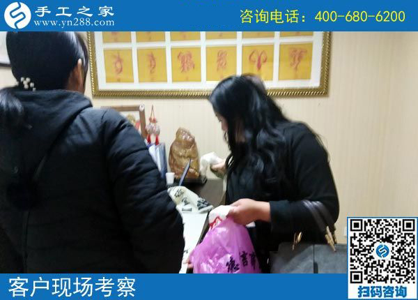 上班族的好兼職，四川宜賓杜女士做這個正規(guī)供料的手工活一舉兩得