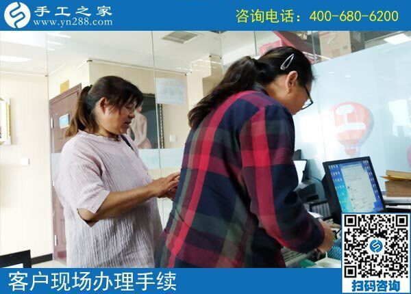想做手工活掙錢(qián)，一定要靜下心、定下心。江蘇徐州張女士掙錢(qián)后的感悟