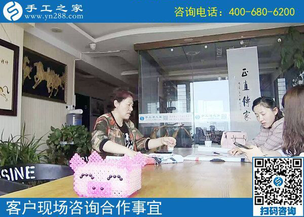 找到可以寄到家做的手工活，云南曲靖劉女士50歲了照樣在家掙錢