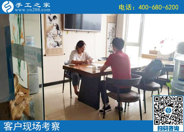 8月1日，拿回家做的手工活，大家都選擇勵志珠珠繡，手工之家接待考察加工客戶剪影
