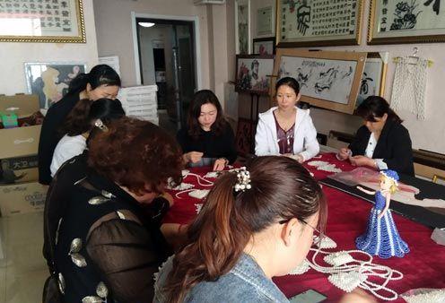 勵志珠珠繡創(chuàng)始人郝磊受邀參加2019APEC工商領導人峰會?。?！