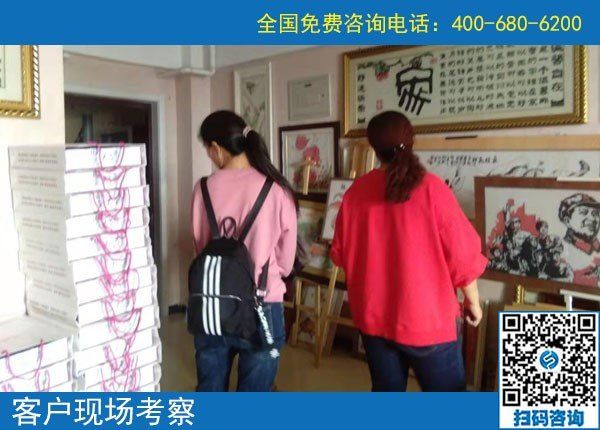 10月12日，這樣做，為了保證珠繡串珠外發(fā)手工活一直有活兒干、早結(jié)算加工費(fèi)。手工之家接待考察合作加工客戶剪影