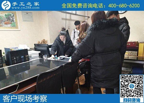 留守婦女在家做的手工活，坐在一起說說笑笑把錢掙！(圖1)
