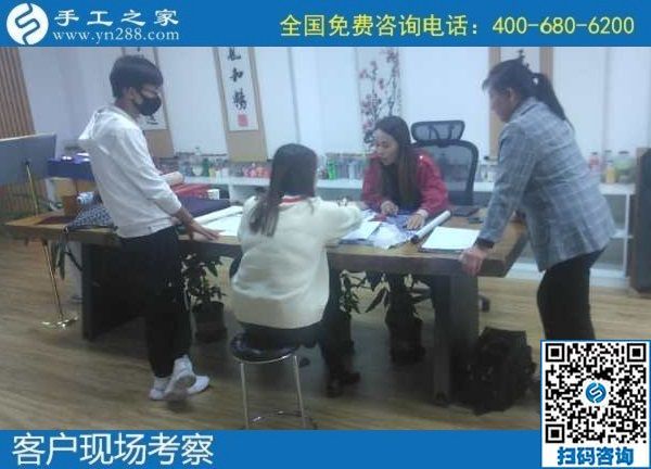 10月3日，手工活外發(fā)回收，這個(gè)可以寄到家做的手工活讓人安心在家掙錢(qián)，手工之家接待考察合作加工客戶(hù)剪影