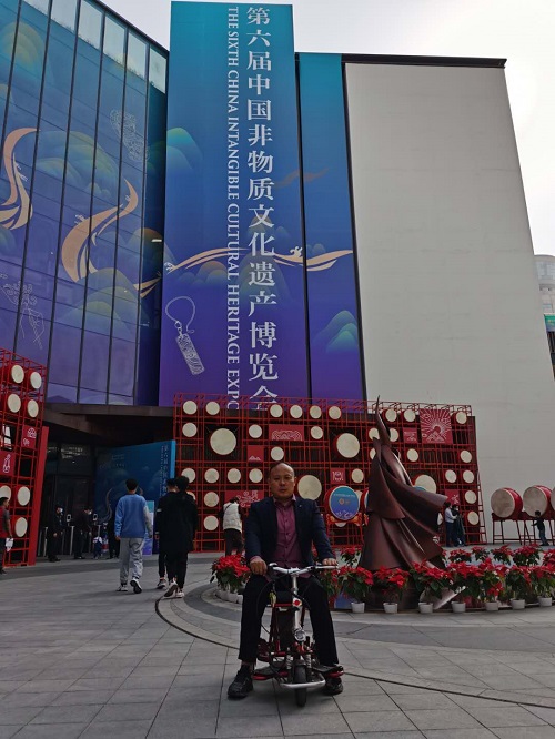 非遺傳承，服務(wù)社會才是出路和歸宿！-----記手工之家創(chuàng)始人受邀參加第六屆中國非物質(zhì)文化遺產(chǎn)博覽會(圖2)