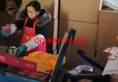 12月31日，純手工活外發(fā)加工，組織人做手工活掙錢的代理加工模式真好。手工之家接待考察合作加工客戶剪影