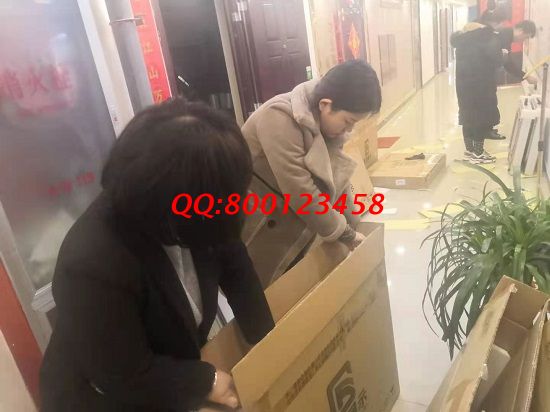 2月24日，靠譜的手工活外發(fā)，長(zhǎng)期穩(wěn)定的外發(fā)手工活就選手工之家，供不應(yīng)求，新一批“擺攤神器”，剛?cè)霂?kù)就寄出去了