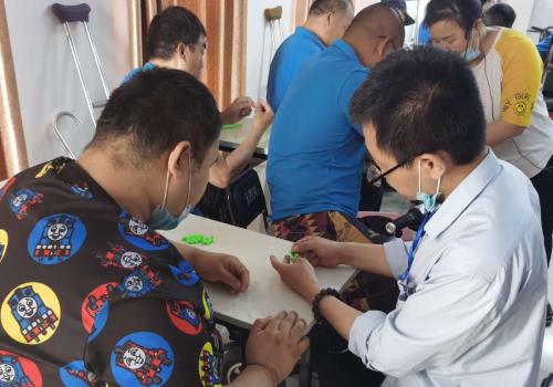 助力靈活就業(yè)，手工之家的珠繡外發(fā)手工活一直在路上