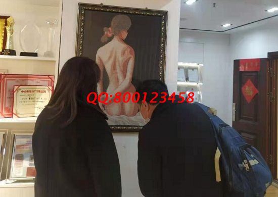 3月15日，手工活拿回家做，手工加工回收項目就是珠繡外發(fā)手工活，手工之家接待考察加工客戶剪影