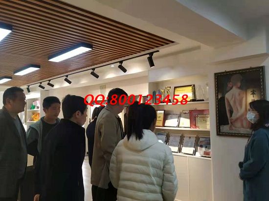3月17日，做手工活掙錢，這里的外發(fā)手工活讓很多人實(shí)現(xiàn)了居家就業(yè)創(chuàng)業(yè)，手工之家接待考察加工客戶剪影