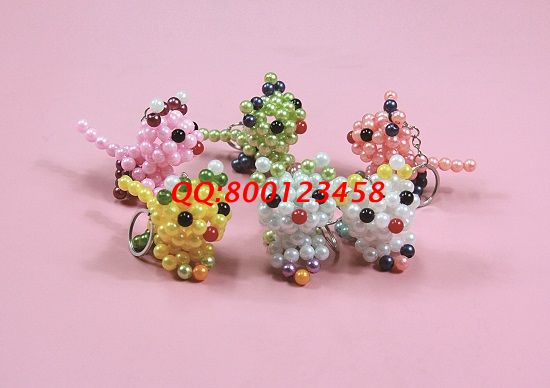 1月20日，想做手工活掙錢，拿回家做的手工活，居家就業(yè)創(chuàng)業(yè)，手工之家的珠繡串珠手工活外發(fā)加工項目是個好選擇，圖為勵志珠珠繡串珠成品實拍
