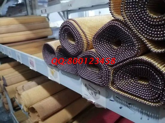 4月8日，做手工活掙錢，拿回家做的手工活，就選正規(guī)可靠的十多年老企業(yè)手工之家，勵志珠珠繡成品倉庫實拍