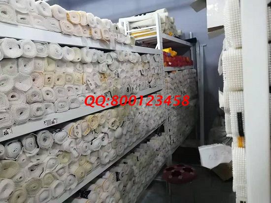 4月8日，做手工活掙錢，拿回家做的手工活，就選正規(guī)可靠的十多年老企業(yè)手工之家，勵志珠珠繡成品倉庫實拍