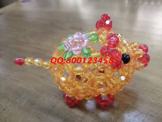 1月21日，可以寄到家做的手工活，在家做手工活掙錢(qián)，手工之家的珠繡串珠手工活外發(fā)加工項(xiàng)目可信可靠，圖為勵(lì)志珠珠繡串珠成品實(shí)拍