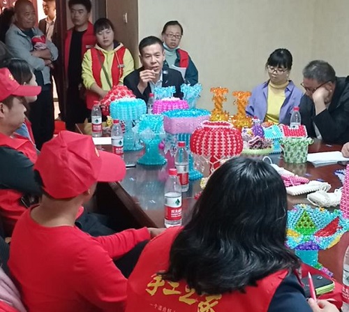 創(chuàng)業(yè)，其實有章可循，“手工之家”模式讓你人生有夢、創(chuàng)業(yè)成功                      ----記手工之家第二期全國優(yōu)秀繡娘培訓會