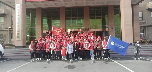 讓孩子快樂，陪伴才是硬道理-----記手工之家在家陪著孩子做珠繡手工事業(yè)的每一個人