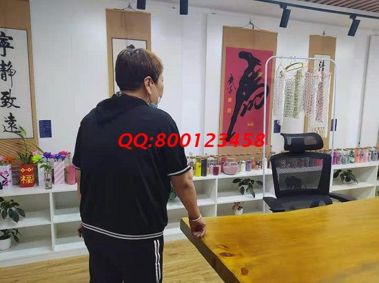 6月8日，珠繡拿回家做的手工活，除了掙錢(qián)還有更大意義，傳承傳統(tǒng)手工文化，我們都在努力，手工之家接待考察加工客戶(hù)剪影