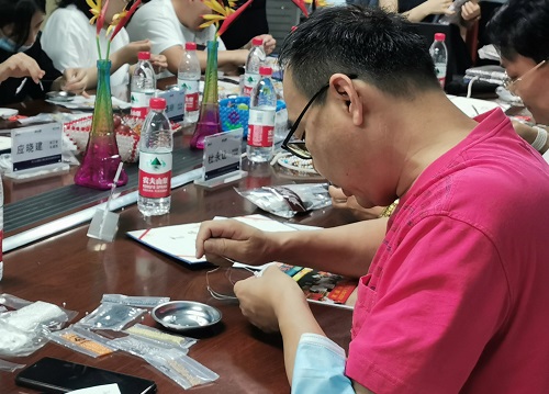 一起做非遺手工勵(lì)志珠珠繡-------記手工之家第三期全國優(yōu)秀繡娘陪訓(xùn)會(huì)