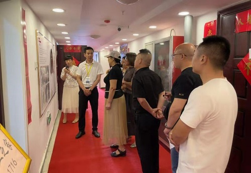 拳拳愛心，只為世間溫暖------記愛心企業(yè)手工之家創(chuàng)始人郝總