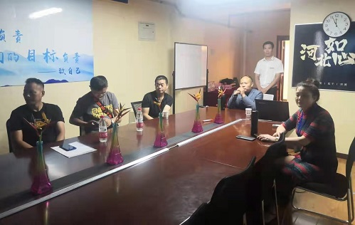 以珠繡手工為紐帶，做好居家就業(yè)創(chuàng)業(yè)-------記四川南充殘聯(lián)合作考察團在手工之家