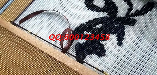 7月31日，可以寄到家做的手工活，實(shí)地考察后，大家都覺(jué)得手工之家的非遺手工珠繡真的不錯(cuò)，圖為勵(lì)志珠珠繡成品細(xì)節(jié)實(shí)拍