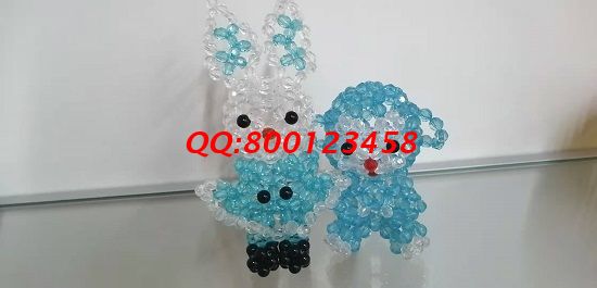 8月1日，拿回家做的手工活，可靠放心的外發(fā)手工活，就來手工之家，圖為勵志珠珠繡串珠成品實拍