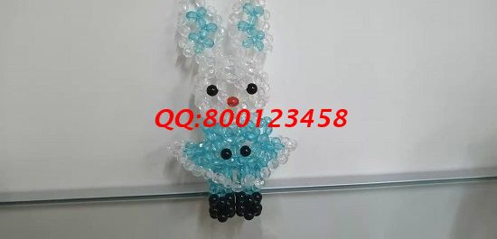 8月1日，拿回家做的手工活，可靠放心的外發(fā)手工活，就來手工之家，圖為勵志珠珠繡串珠成品實拍