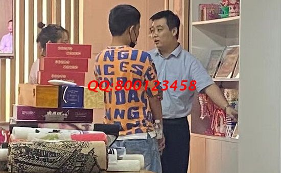 8月6日，拿回家做的手工活，加工費(fèi)有保障的手工活，就選勵(lì)志珠珠繡，圖為手工之家接待考察合作客戶剪影