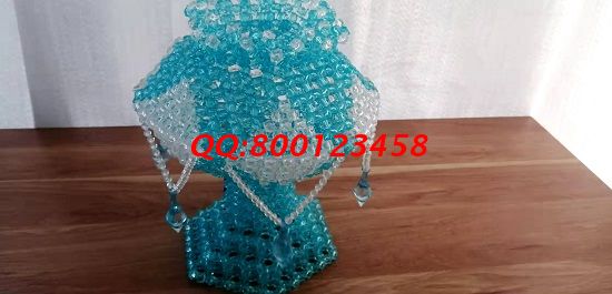 8月8日，想做手工活掙錢(qián)，選擇手工之家的外發(fā)手工活，這里拿回家做的手工活靠譜可信，圖為勵(lì)志珠珠繡串珠產(chǎn)品實(shí)拍