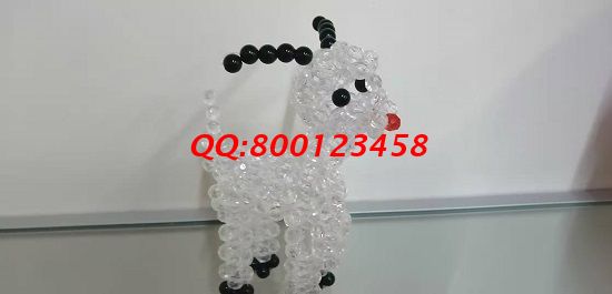 8月17日，找正規(guī)可靠的手工活加工項(xiàng)目，手工之家的手工活代理加工項(xiàng)目造福了很多人，圖為勵(lì)志珠珠繡串珠小飾品實(shí)拍