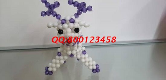 8月17日，找正規(guī)可靠的手工活加工項(xiàng)目，手工之家的手工活代理加工項(xiàng)目造福了很多人，圖為勵(lì)志珠珠繡串珠小飾品實(shí)拍