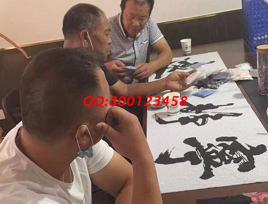 8月27日，長(zhǎng)期穩(wěn)定的手工活外發(fā)加工項(xiàng)目，手工之家企業(yè)正規(guī)、模式、服務(wù)、口碑都很好，圖為手工之家接待考察加工客戶剪影