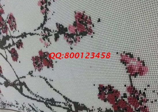 8月31日，可以寄到家做的手工活，想在家做手工活掙錢(qián)，越來(lái)越多人選擇十多年的老企業(yè)手工之家，圖為勵(lì)志珠珠繡成品細(xì)節(jié)實(shí)拍