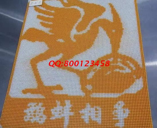 9月1日，我能做手工之家的珠繡正規(guī)供料的手工活嗎？答案是只要這樣就可以！圖為勵志珠珠繡成品細(xì)節(jié)實(shí)拍