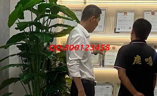 9月5日，實地考察、詳細了解，這個拿回家做的手工活讓人放心，在家足不出戶做勵志珠珠繡手工能掙錢，圖為手工之家接待考察合作加工客戶剪影