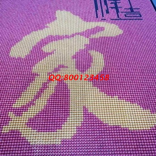 9月8日，大家都可以做的外發(fā)手工活，可以帶回家做的手工活，簡單又自由，想掙錢，就來手工之家，圖為勵志珠珠繡串珠成品細節(jié)實拍