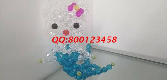 9月26日，想接正規(guī)廠家的手工活，拿回家做的手工活，就選態(tài)度認(rèn)真、重視服務(wù)的好企業(yè)手工之家，圖為勵(lì)志珠珠繡串珠成品實(shí)拍