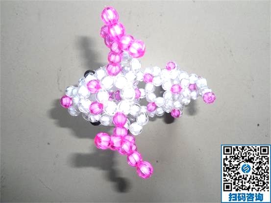 可以拿到家里的手工，一家老少皆可做，簽訂回收合同(圖1)