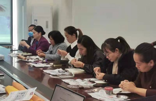 好好學(xué)、好好做，就會(huì)有收獲！ --- ---記手工之家各級(jí)代理技術(shù)培訓(xùn)優(yōu)秀學(xué)員申女士