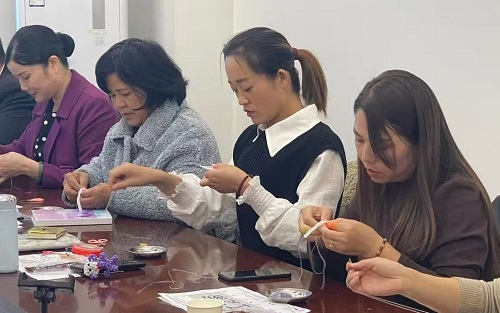 好好學(xué)、好好做，就會(huì)有收獲！ --- ---記手工之家各級(jí)代理技術(shù)培訓(xùn)優(yōu)秀學(xué)員申女士